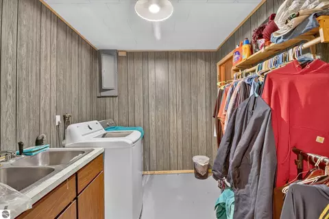 Other - 1629 N Warner Rd, Sumner, MI 48889 photo 7 of 17