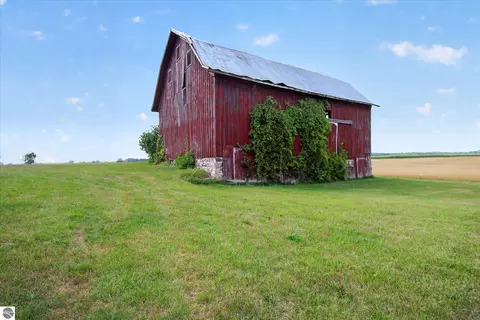 Other - 1629 N Warner Rd, Sumner, MI 48889 photo 14 of 17