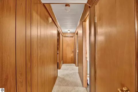 Entry Way - 1629 N Warner Rd, Sumner, MI 48889 photo 5 of 5
