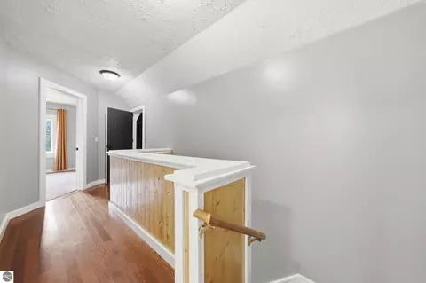 Entry Way - 16767 3rd St, Copemish, MI 49625 photo 3 of 5