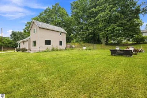 Exterior - 16767 3rd St, Copemish, MI 49625 photo 4 of 5