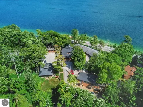 1757 N Manitou Trl, Leland, MI 49654