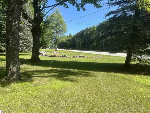 Exterior - 5200 S Huron, Standish, MI 48658 photo 7 of 8