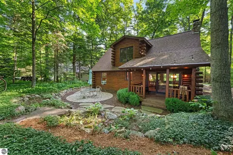 Exterior - 4864 S S Mnr, Cedar, MI 49621 photo 2 of 17