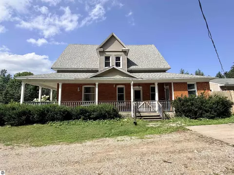 10891 S Lucas Rd, Mcbain, MI 49657