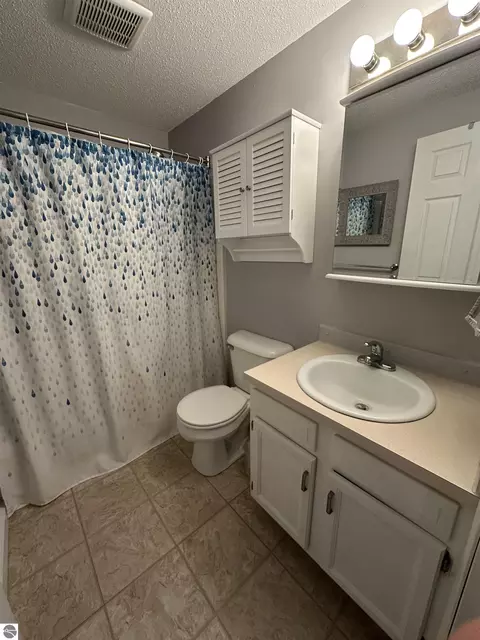 Bath - 436 N Chippewa, Shepherd, MI 48883 photo 3 of 3