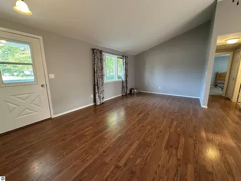 Living - 436 N Chippewa, Shepherd, MI 48883 photo 4 of 4