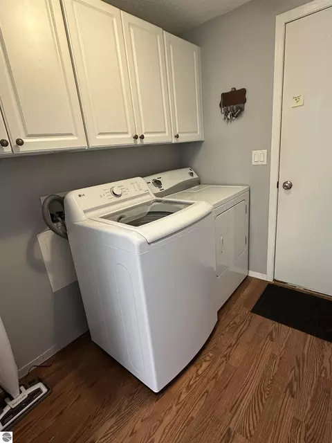 Other - 436 N Chippewa, Shepherd, MI 48883 photo 3 of 8