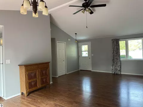 Living - 436 N Chippewa, Shepherd, MI 48883 photo 2 of 4
