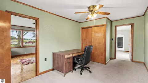 Entry Way - 385 S Ely Hwy, Ithaca, MI 48847 photo 1 of 2