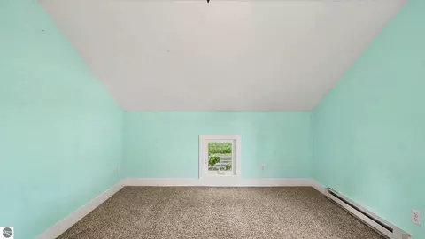 Bedroom - 385 S Ely Hwy, Ithaca, MI 48847 photo 3 of 5