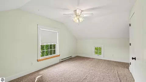 Bedroom - 385 S Ely Hwy, Ithaca, MI 48847 photo 4 of 5