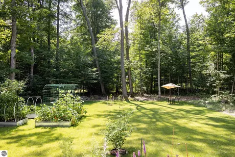 Exterior - 2470 E Cherry Ln, Cedar, MI 49621 photo 14 of 19