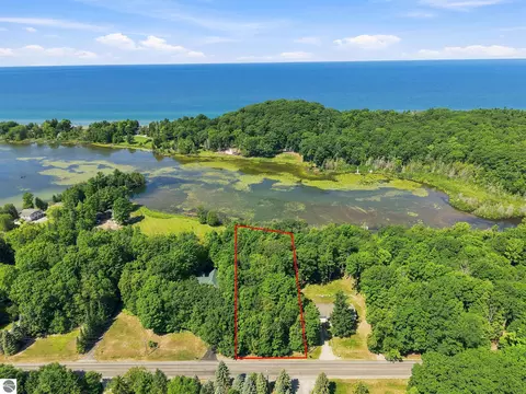 S Lacore Road, Empire, MI 49630