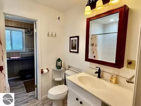 Bath - 4162 Chrystal St, Interlochen, MI 49643 photo 1 of 5