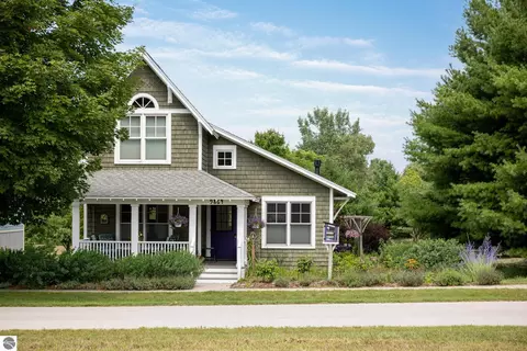 9864 W Wilce St, Empire, MI 49630