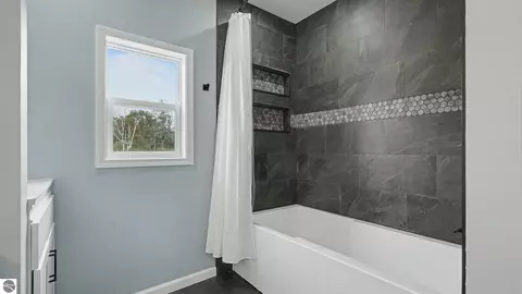 Bath - 2682 E Haskell Lake Rd, Harrison, MI 48625 photo 3 of 4