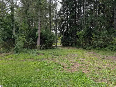 Exterior - 229 Water St, Au Gres, MI 48703 photo 6 of 14