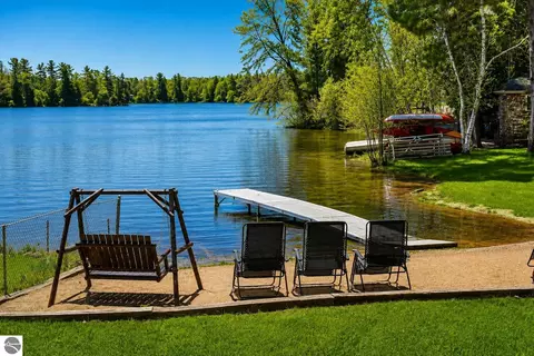 4256 N Spider Lake Rd, Traverse City, MI 49696