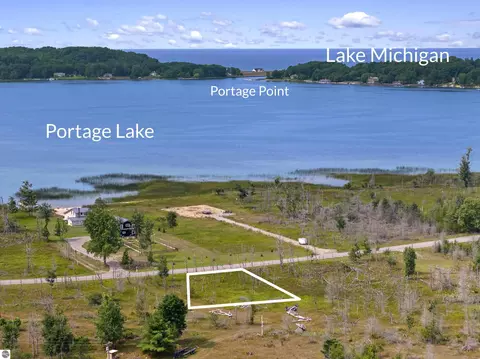 lot10 Fairway, Onekama, MI 49675
