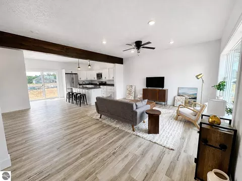 38 Viola Ln UNIT 32, Traverse City, MI 49685