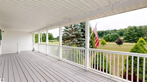 Exterior - 1190 Arthur, Remus, MI 49340 photo 4 of 16