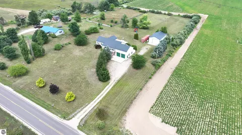 View/Area - 1190 Arthur, Remus, MI 49340 photo 3 of 9