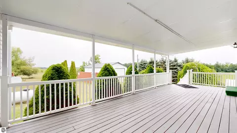 Exterior - 1190 Arthur, Remus, MI 49340 photo 8 of 16
