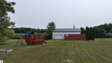 Exterior - 1190 Arthur, Remus, MI 49340 photo 10 of 16