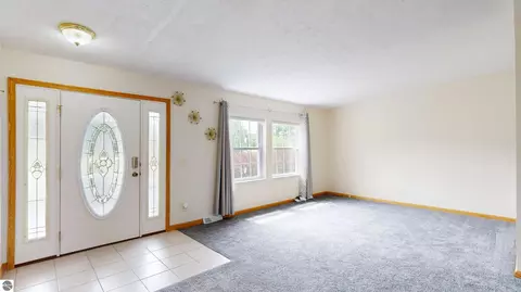 Entry Way - 1190 Arthur, Remus, MI 49340 photo 1 of 3
