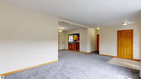 Living - 1190 Arthur, Remus, MI 49340 photo 2 of 4