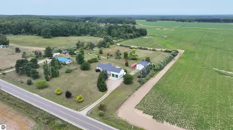 View/Area - 1190 Arthur, Remus, MI 49340 photo 4 of 9