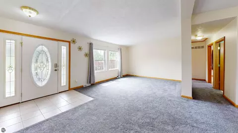 Entry Way - 1190 Arthur, Remus, MI 49340 photo 2 of 3