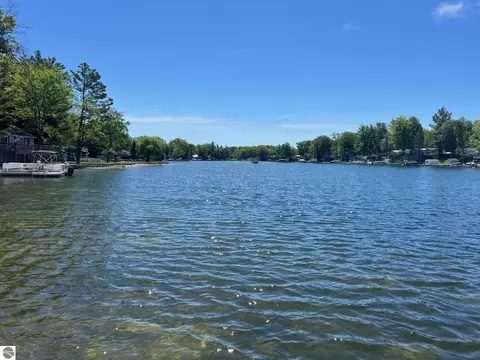 View/Area - 1516 Forest, Harrison, MI 48625 photo 1 of 3
