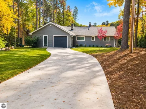 3340 Tibbets Dr, Traverse City, MI 49696