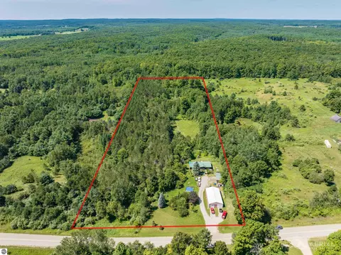 View/Area - 4917 Deckerville Rd, Lupton, MI 48635 photo 5 of 8