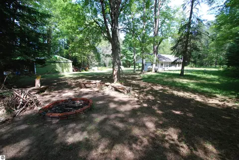 Exterior - 5295 Cedar Lake Rd, Gladwin, MI 48624 photo 6 of 19