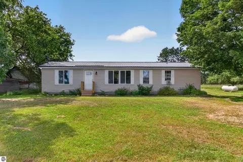 615 NE County Road 571, Kalkaska, MI 49646