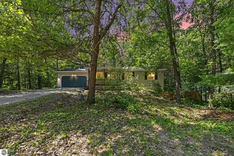 2940 Artist Ave, Interlochen, MI 49643
