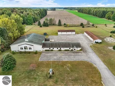 1800 E M-55, Cadillac, MI 49601