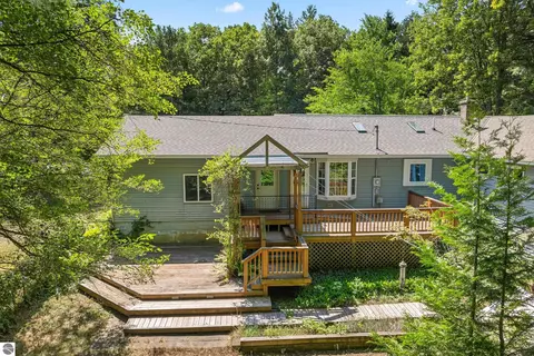 9168 N Long Lake Rd, Traverse City, MI 49685