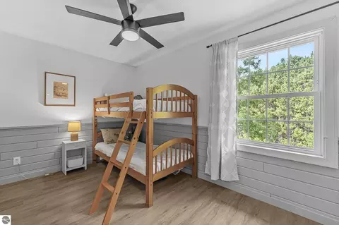 Bedroom - 7481 E Lincoln Rd, Cedar, MI 49621 photo 5 of 6