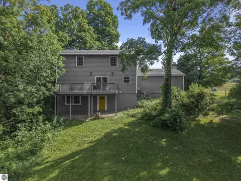 Exterior - 7481 E Lincoln Rd, Cedar, MI 49621 photo 5 of 15