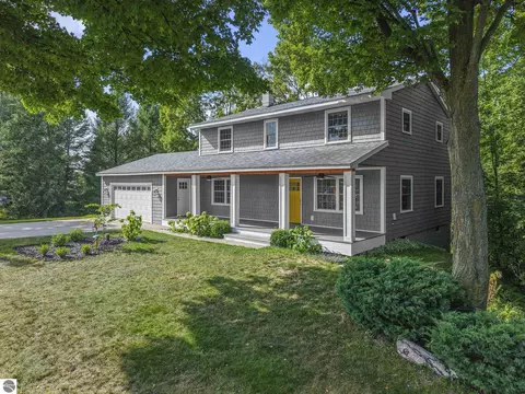 Exterior - 7481 E Lincoln Rd, Cedar, MI 49621 photo 13 of 15