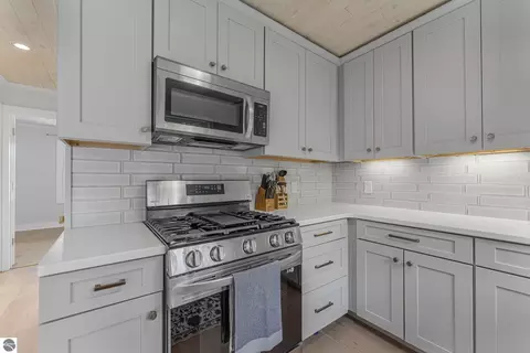 Kitchen - 7481 E Lincoln Rd, Cedar, MI 49621 photo 1 of 7