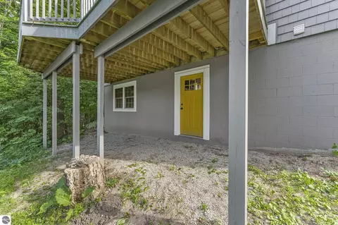 Exterior - 7481 E Lincoln Rd, Cedar, MI 49621 photo 3 of 15