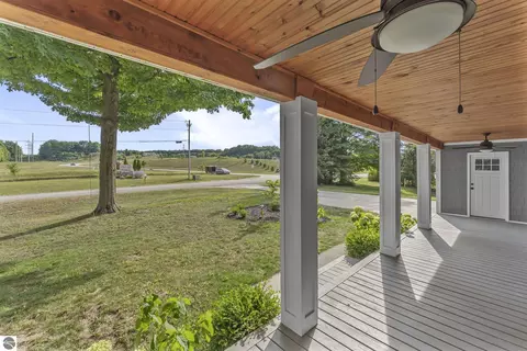 Exterior - 7481 E Lincoln Rd, Cedar, MI 49621 photo 11 of 15