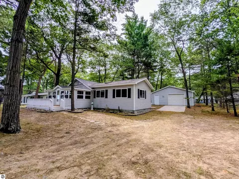 Exterior - 5430 E 9th St, Au Gres, MI 48703 photo 16 of 16