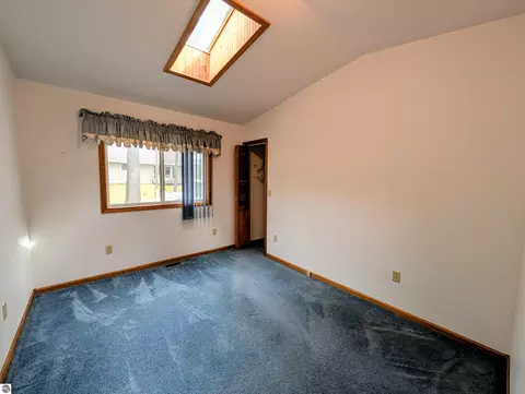 Bedroom - 5430 E 9th St, Au Gres, MI 48703 photo 4 of 6