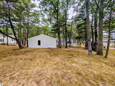 Exterior - 5430 E 9th St, Au Gres, MI 48703 photo 12 of 16